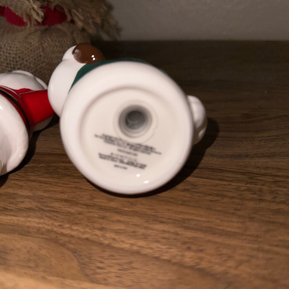 NIB RUDOLPH Festive Santa and Snowman ceramic SALT AND PEPPER  Set - Picture 10 of 14